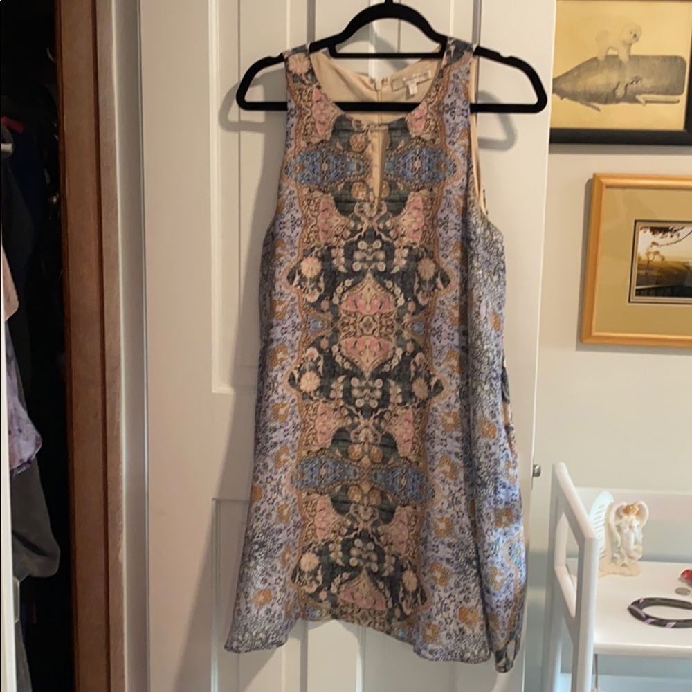 Sleeveless silk sheath
